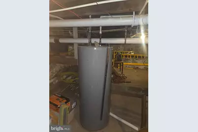 1050 S 4th St, Camden, NJ 08104 - Photo 37