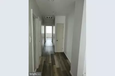 1050 S 4th St, Camden, NJ 08104 - Photo 11