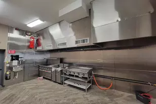 1050 S 4th St, Camden, NJ 08104 - Photo 7