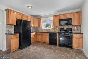 3 Cloverdale Rd, Gloucester Township, NJ 08012 - Photo 5