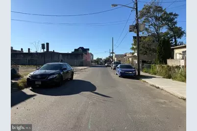 32 N 25th Street, Camden, NJ 08105 - Photo 3