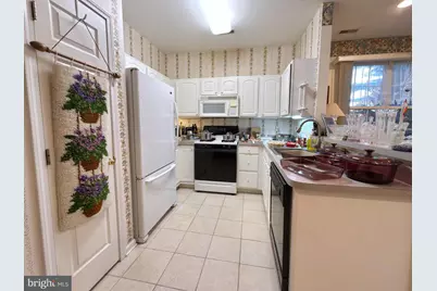 3 Carriage Stop Drive, Berlin, NJ 08009 - Photo 9