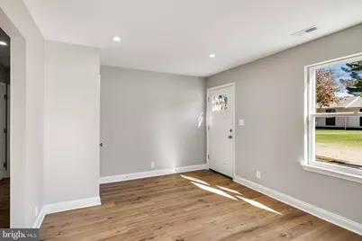 104 W Park Avenue, Lindenwold, NJ 08021 - Photo 9