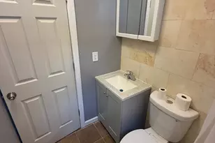 1216 Morton St, Camden, NJ 08104 - Photo 33