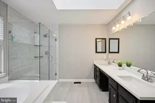 19 Billingsport Dr, Sicklerville, NJ 08081 - Photo 23