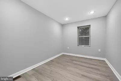 1433 N Chesapeake Road, Camden, NJ 08104 - Photo 9