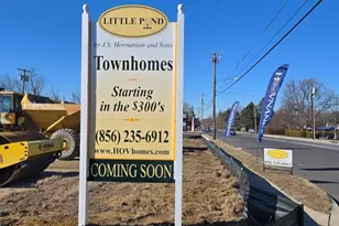 8 Little Pond Dr, Laurel Springs, NJ 08021 - Photo 11