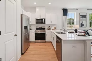 30 Reagan Dr, Runnemede, NJ 08078 - Photo 15