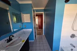 4 Firethorn Ln, Sicklerville, NJ 08081 - Photo 13