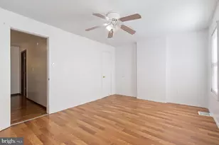 423 Vine St, Camden, NJ 08102 - Photo 23