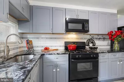 423 Vine Street, Camden, NJ 08102 - Photo 9