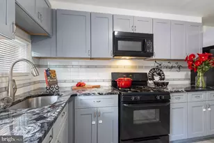 423 Vine St, Camden, NJ 08102 - Photo 9