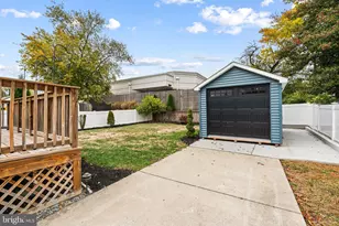 17 Lindisfarne Ave, Haddon Township, NJ 08108 - Photo 19