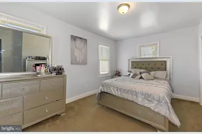 172 E Charleston Avenue E, Lawnside, NJ 08045 - Photo 17