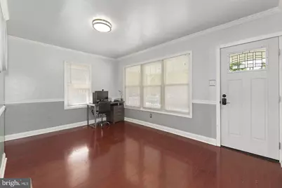 172 E Charleston Avenue E, Lawnside, NJ 08045 - Photo 7