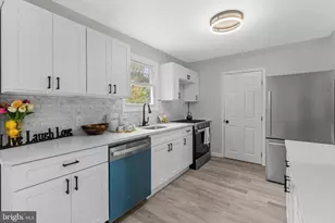 22 E Center Oak Ave, Lawnside, NJ 08045 - Photo 11