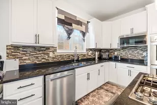 13 English Ivy Dr, Sicklerville, NJ 08081 - Photo 15