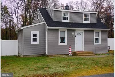 91 Mount Clement Ave, Pine Hill, NJ 08021 - Photo 1