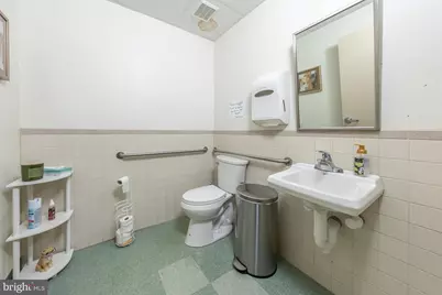 40 W Kings Highway, Mount Ephraim, NJ 08059 - Photo 21