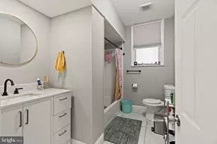 227 W Graisbury Ave, Audubon, NJ 08106 - Photo 11