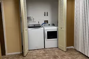 70 Vanderbilt Ct, Sicklerville, NJ 08081 - Photo 5