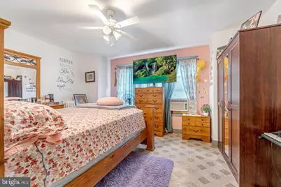 930 N 32nd Street, Camden, NJ 08105 - Photo 11