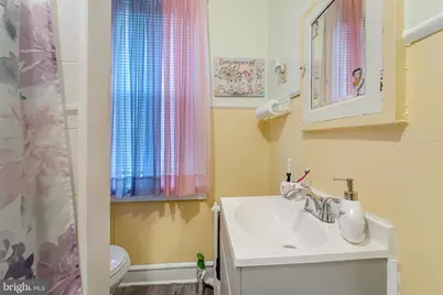 930 N 32nd Street, Camden, NJ 08105 - Photo 17