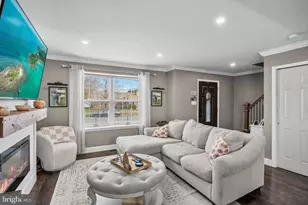 30 Orchard Ave, Gloucester Township, NJ 08012 - Photo 9