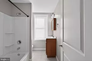 738 Division St, Gloucester City, NJ 08030 - Photo 17