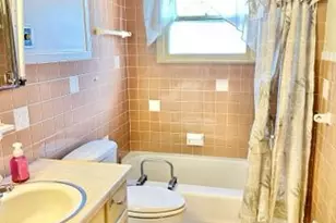 14 E Evesham Rd, Gloucester Township, NJ 08029 - Photo 9