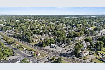 209 E Evesham Avenue, Magnolia, NJ 08049 - Photo 9