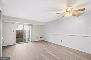 280 La Cascata Tnhs, Clementon, NJ 08021 - Photo 3