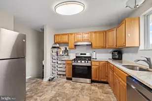 208 S Pelham Rd, Voorhees, NJ 08043 - Photo 9