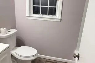 138 Edwards Dr, Gloucester City, NJ 08030 - Photo 9