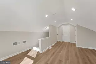 921 Ridgeway St, Gloucester City, NJ 08030 - Photo 17