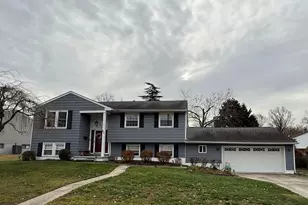 17 Oak Dr, Stratford, NJ 08084 - Photo 1