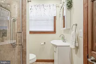 28 Deborah Pl, Gloucester Township, NJ 08012 - Photo 13