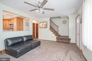 28 Deborah Pl, Gloucester Township, NJ 08012 - Photo 7