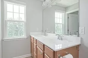 40 Village Green Ln, Sicklerville, NJ 08081 - Photo 11