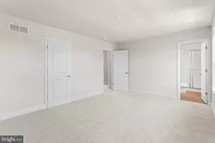 6814 Waldorf Ave, Pennsauken, NJ 08110 - Photo 19