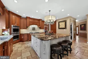 7 Maison Pl, Voorhees, NJ 08043 - Photo 5