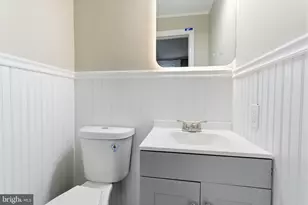 109 N Broadway, Gloucester City, NJ 08030 - Photo 9