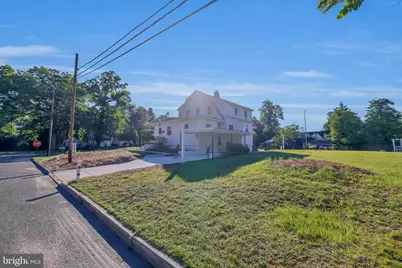 222 Berlin Road N, Lindenwold, NJ 08021 - Photo 9