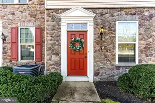 93 Franklin Cir, Somerdale, NJ 08083 - Photo 1