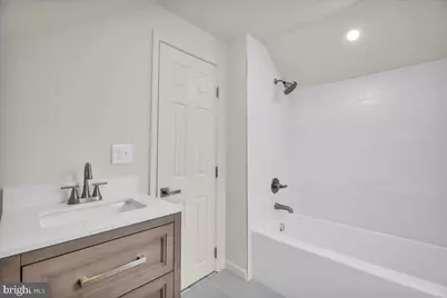 1938 W River Drive, Pennsauken, NJ 08110 - Photo 13