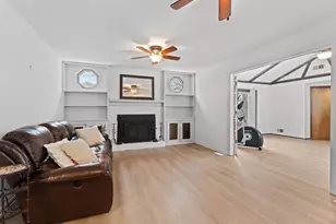 36 Evanine Dr, Berlin, NJ 08009 - Photo 17