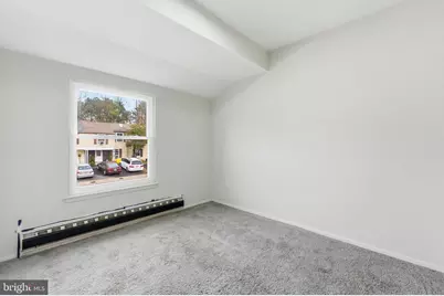 548 W Loch Lomond Drive, Sicklerville, NJ 08081 - Photo 9