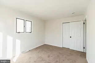 1433 Oriental Ave, Gloucester City, NJ 08030 - Photo 23