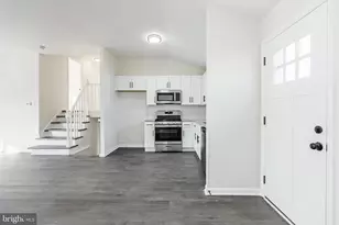 1433 Oriental Ave, Gloucester City, NJ 08030 - Photo 13