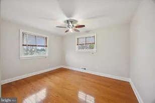 20 Pebble Ln, Cherry Hill, NJ 08002 - Photo 17